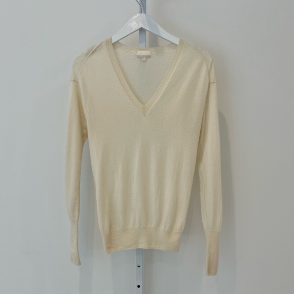 J.CREW IVORY CREAM TISSUE CASHMERE SWEATER SIZE M - Picture 4 of 17